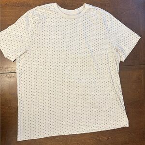 Old Navy White and Black Patterned Men's Tee